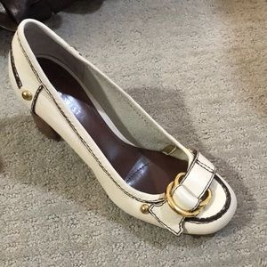 Great close toe Nine West leather